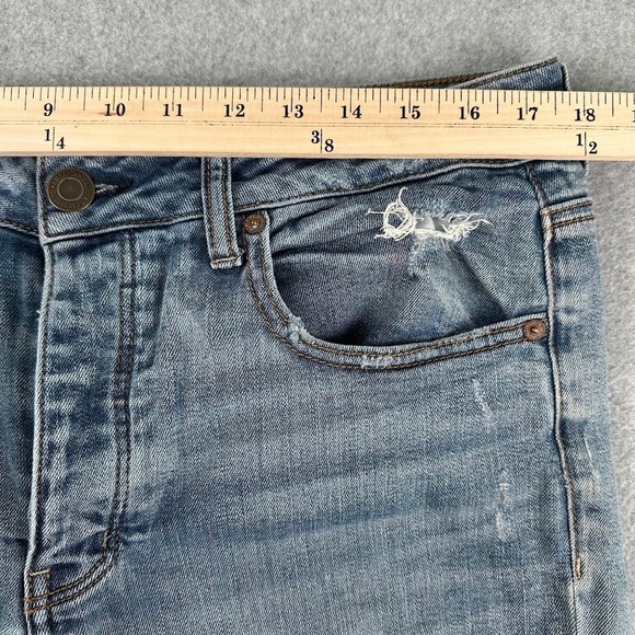 American Eagle Womens Jeans Tomgirl Distressed Button Fly Size 12 - Picture 7 of 13
